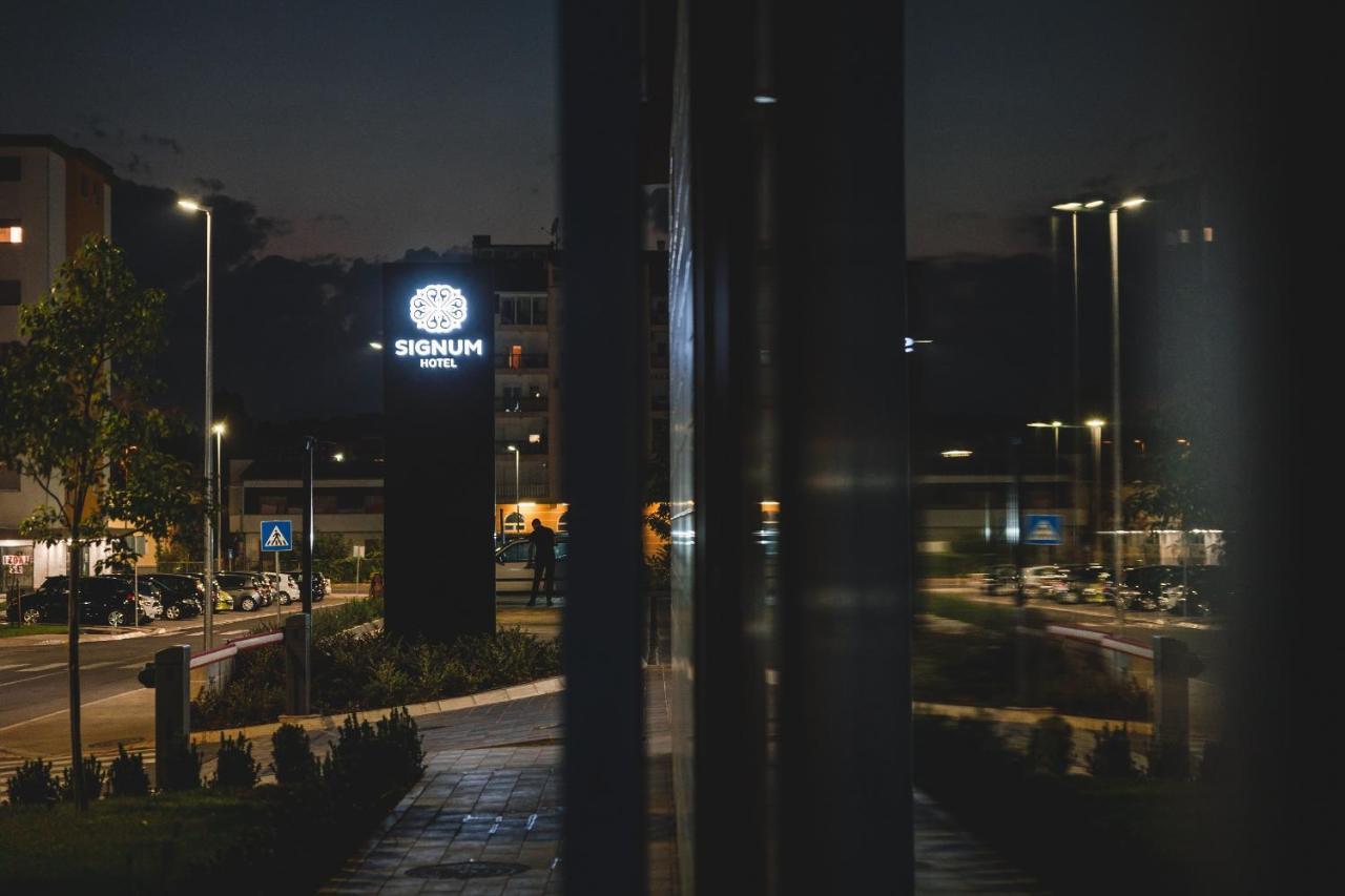 Signum Hotel ポドゴリツァ エクステリア 写真